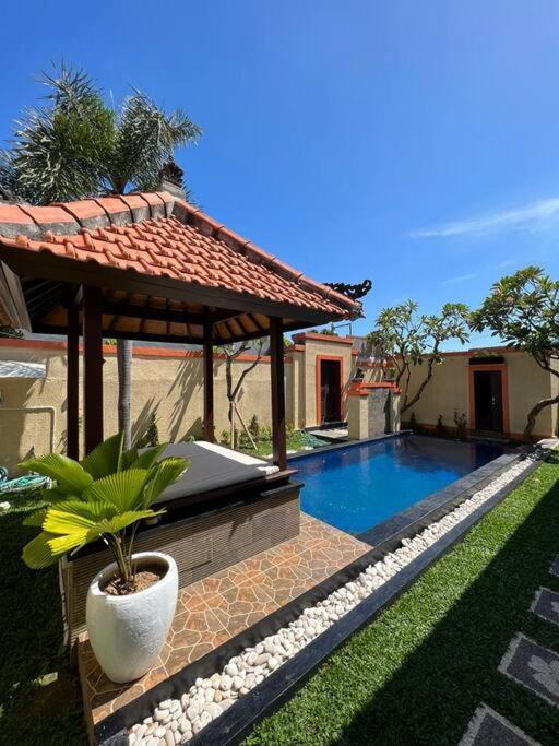Danielle Villa Seminyak (Bali)